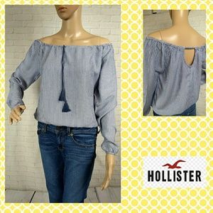 Hollister Off The Shoulder Top. Pick 3 ⭐Items For $40.